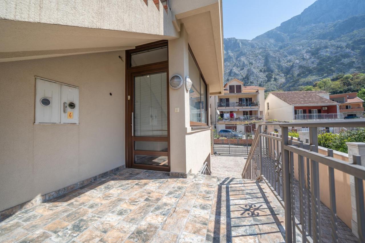 קוטור Apartments Milunovic מראה חיצוני תמונה