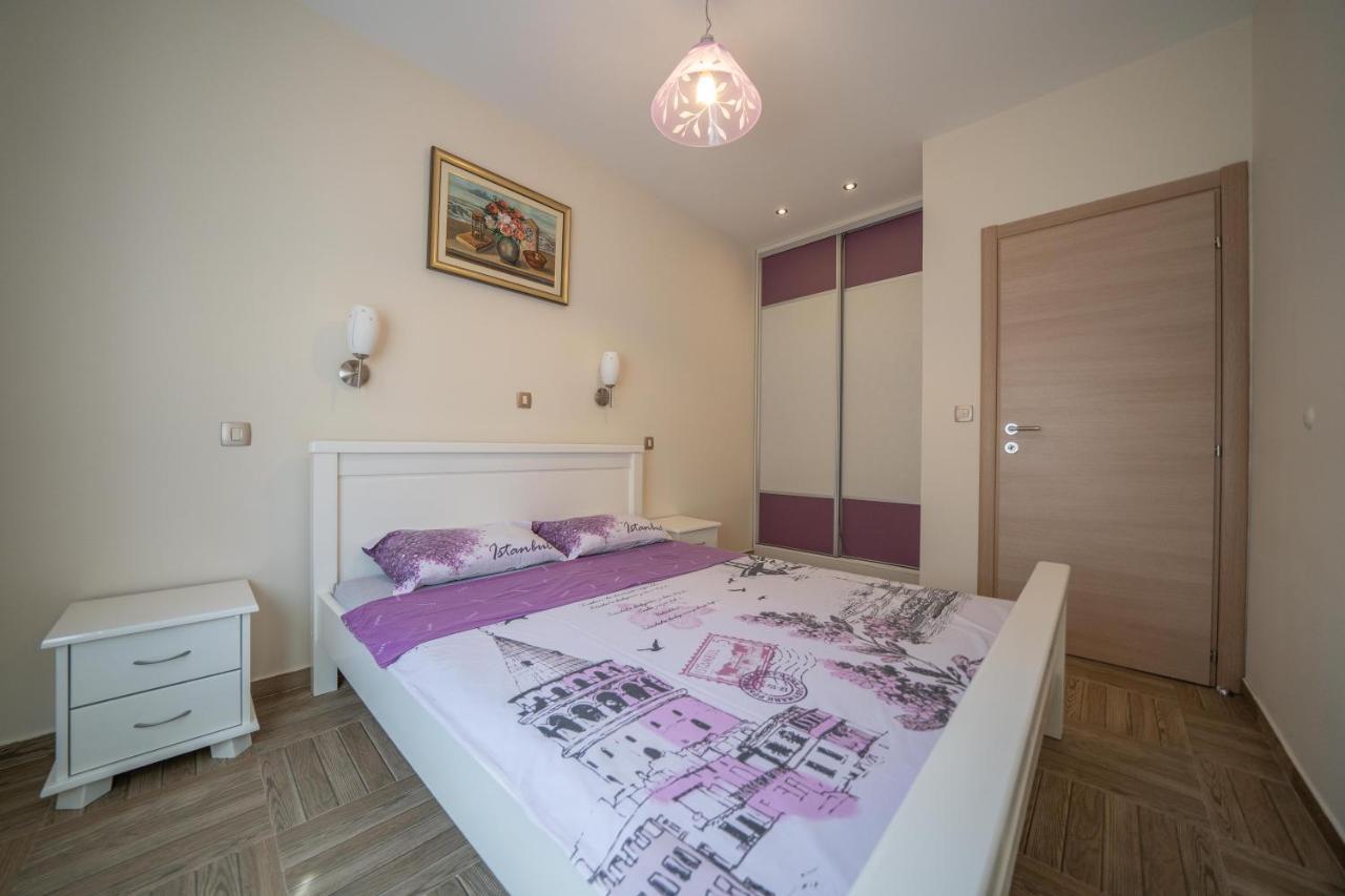 קוטור Apartments Milunovic מראה חיצוני תמונה