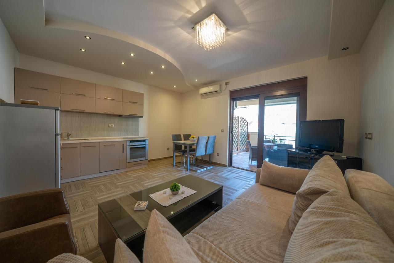 קוטור Apartments Milunovic מראה חיצוני תמונה