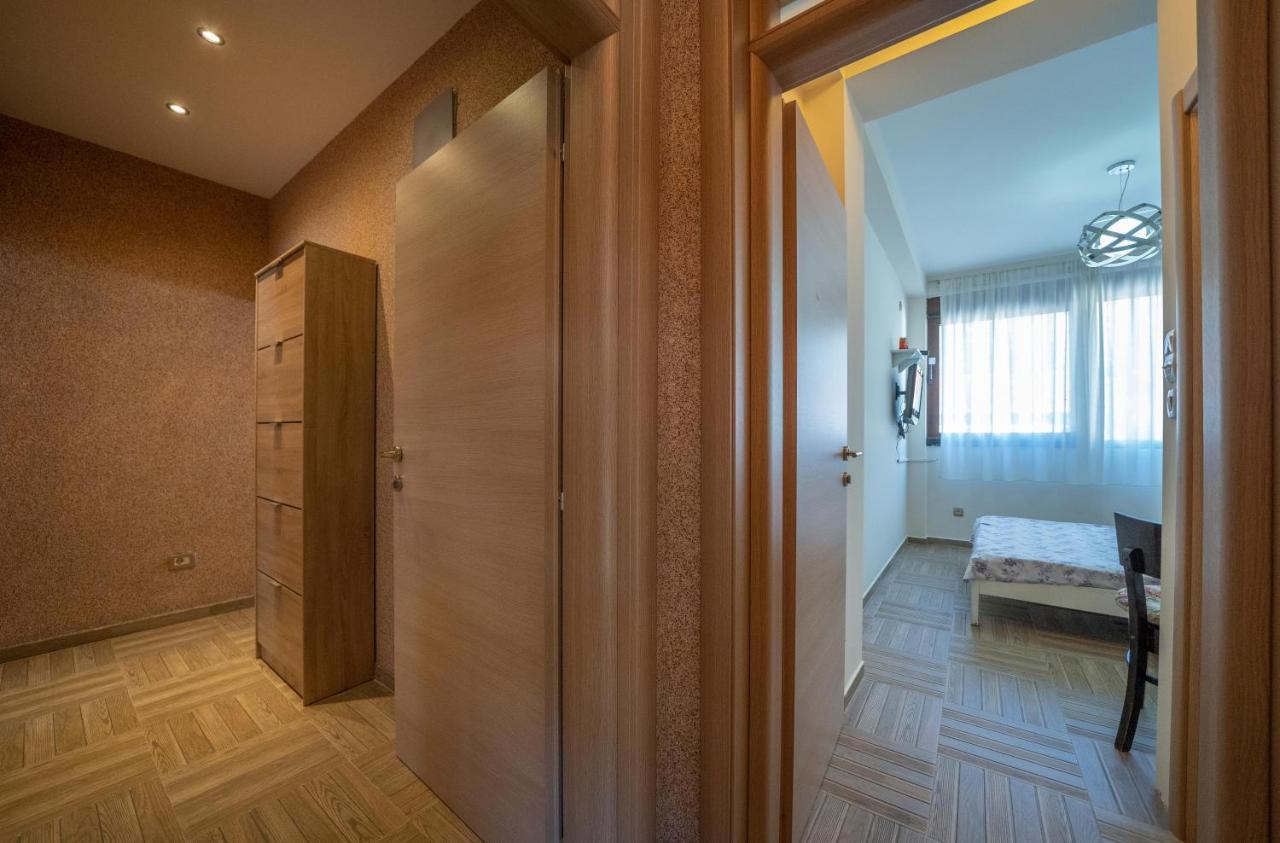 קוטור Apartments Milunovic מראה חיצוני תמונה