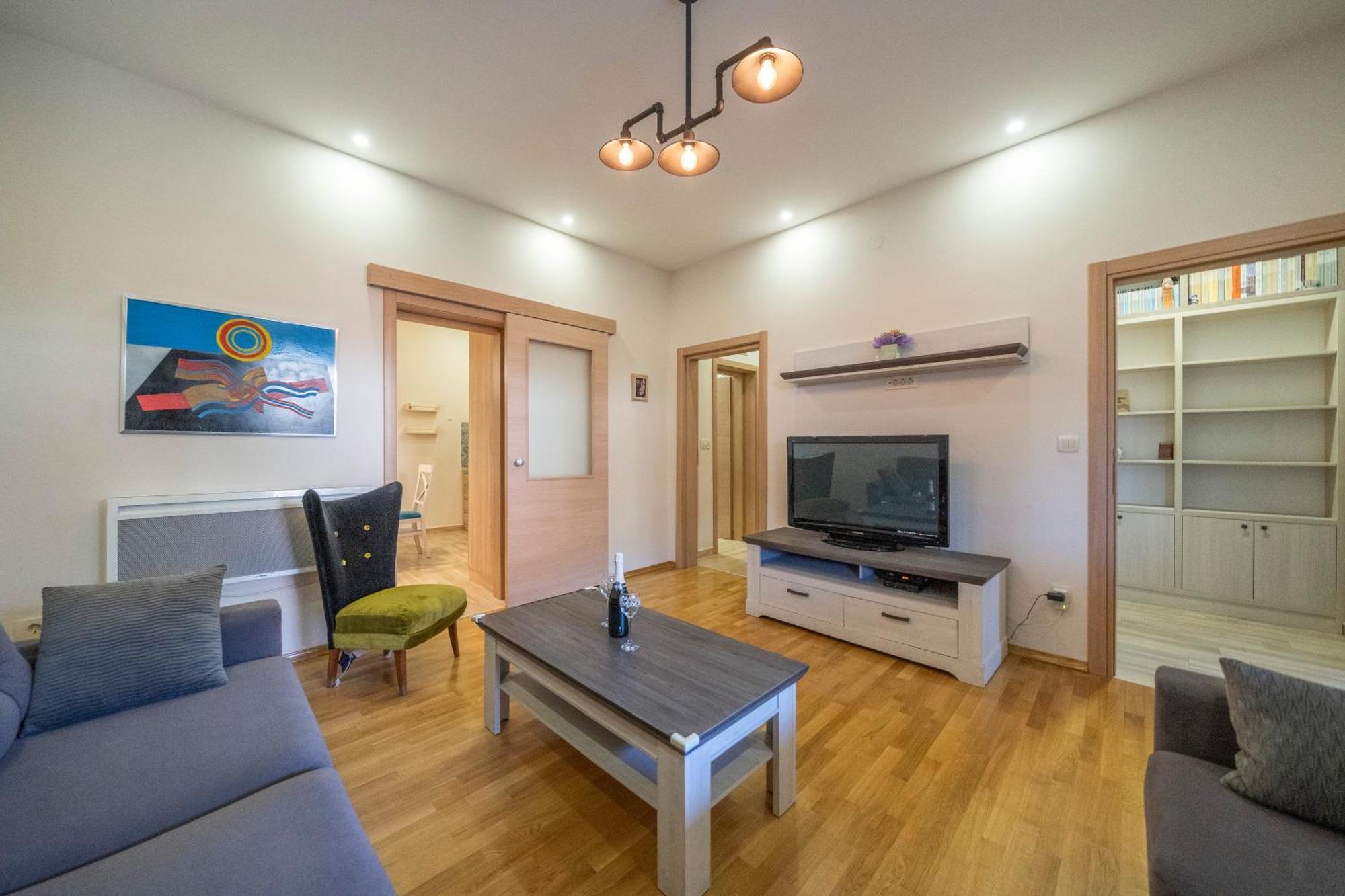 קוטור Apartments Milunovic מראה חיצוני תמונה