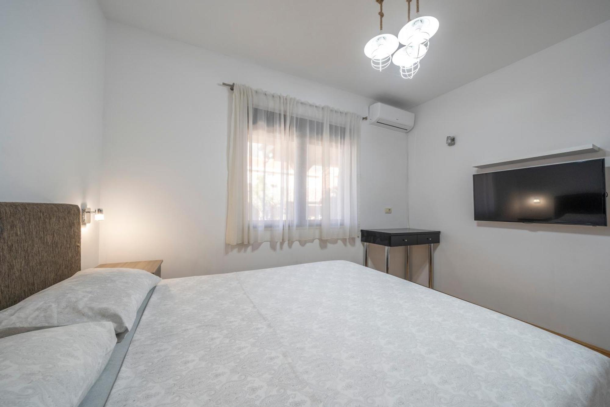 קוטור Apartments Milunovic מראה חיצוני תמונה