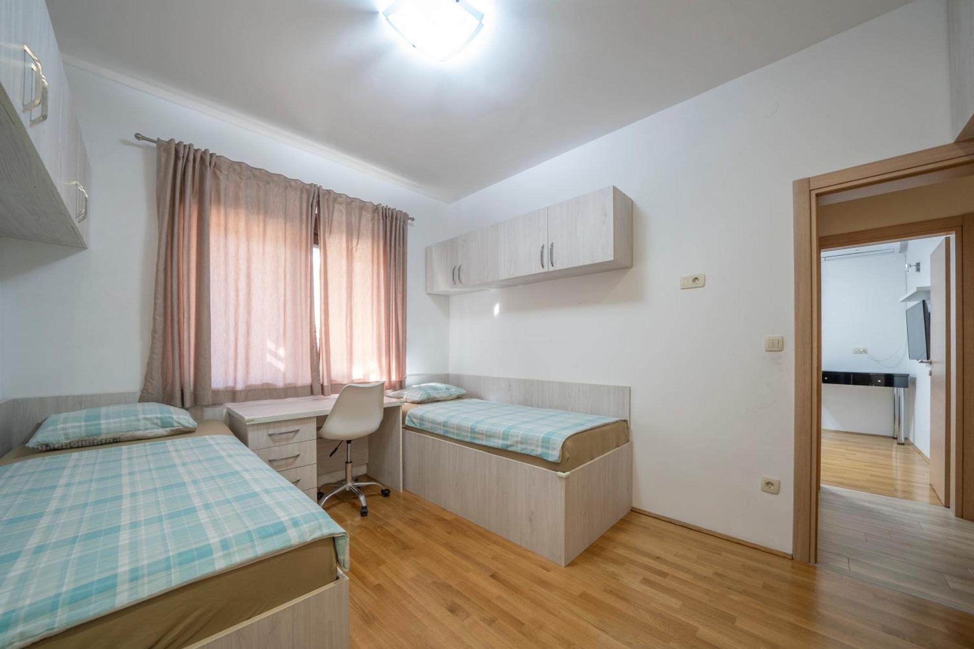 קוטור Apartments Milunovic מראה חיצוני תמונה